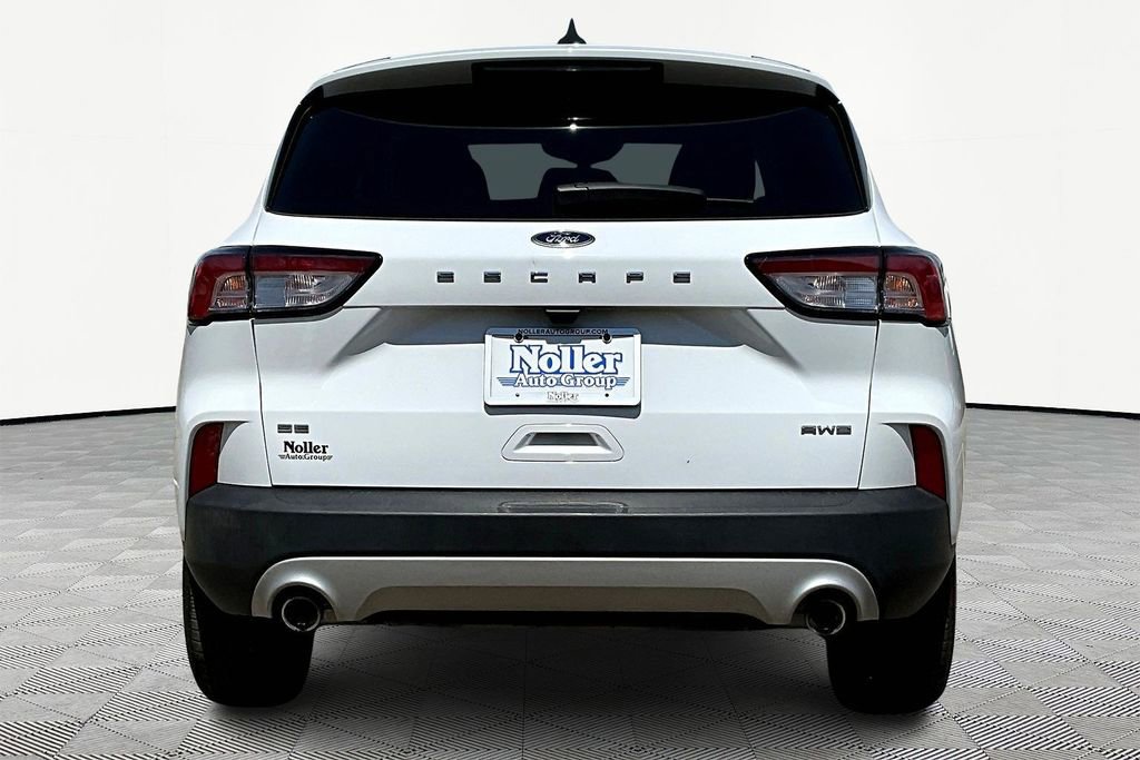 Certified 2022 Ford Escape SE w/ Convenience Package AWD/4WD image 4