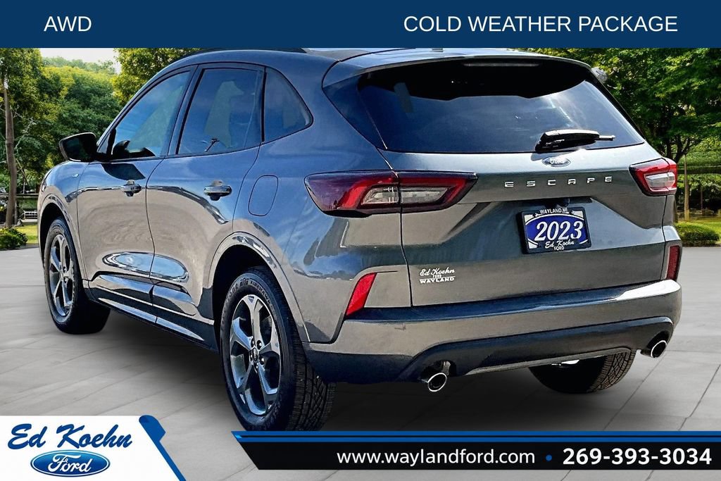 Certified 2023 Ford Escape ST-Line AWD/4WD image 2