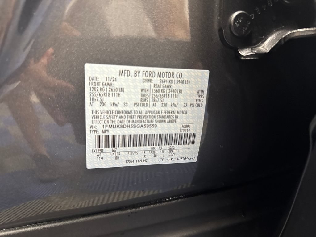 Certified 2025 Ford Explorer Active AWD/4WD image 31