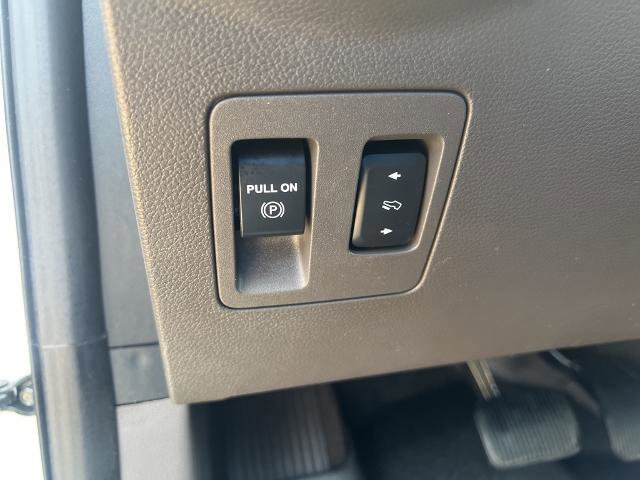 Certified 2021 Ford Expedition Limited image 30