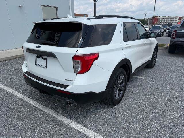 Certified 2022 Ford Explorer XLT w/ Equipment Group 202A AWD/4WD image 8