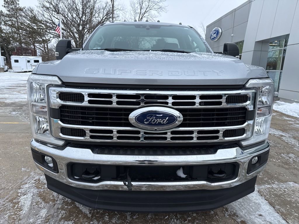 Certified 2023 Ford F250 XLT w/ 360-Degree Camera Package AWD/4WD image 8
