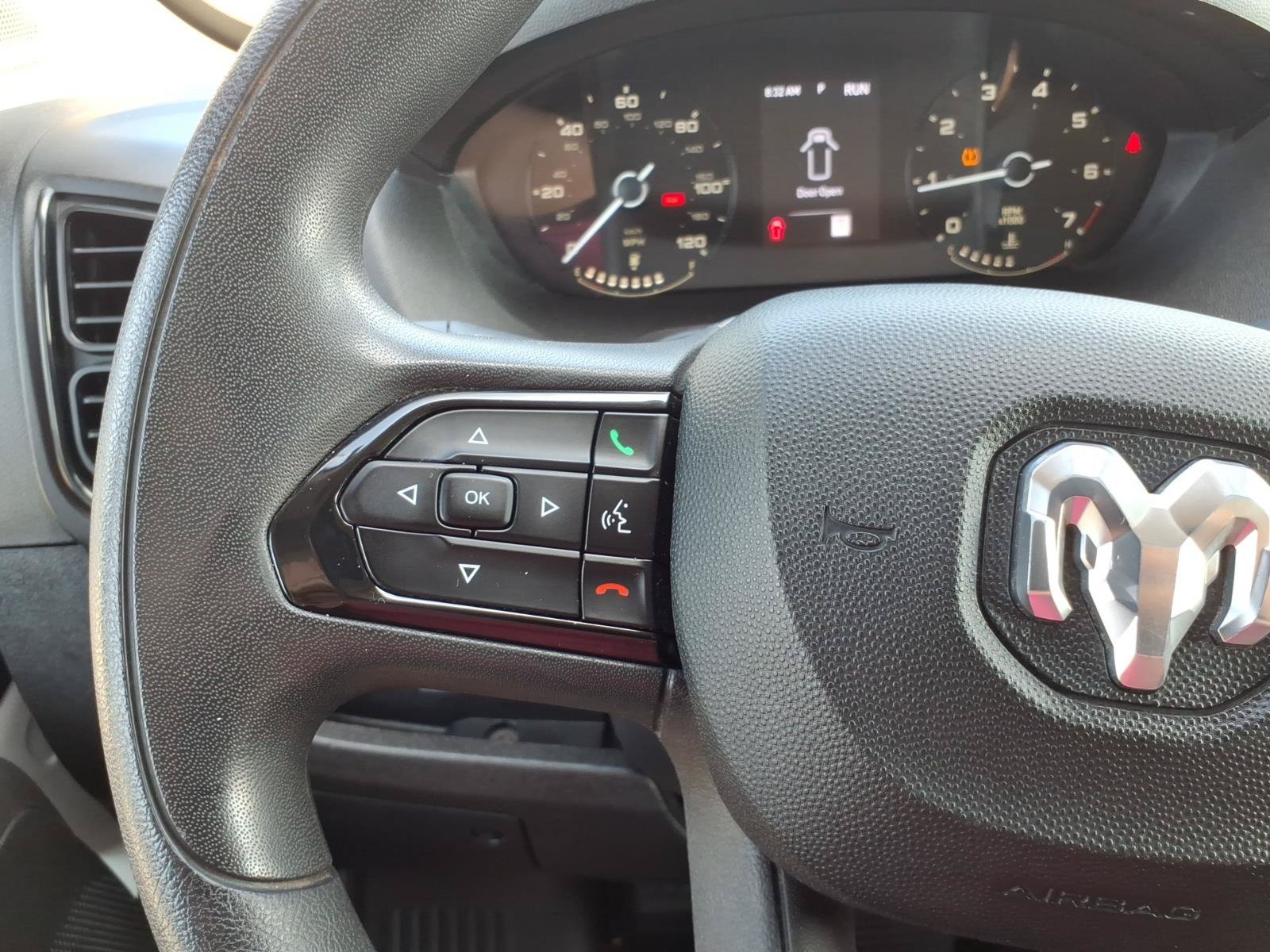 Used 2024 RAM ProMaster 2500 w/ Convenience Group FWD image 16