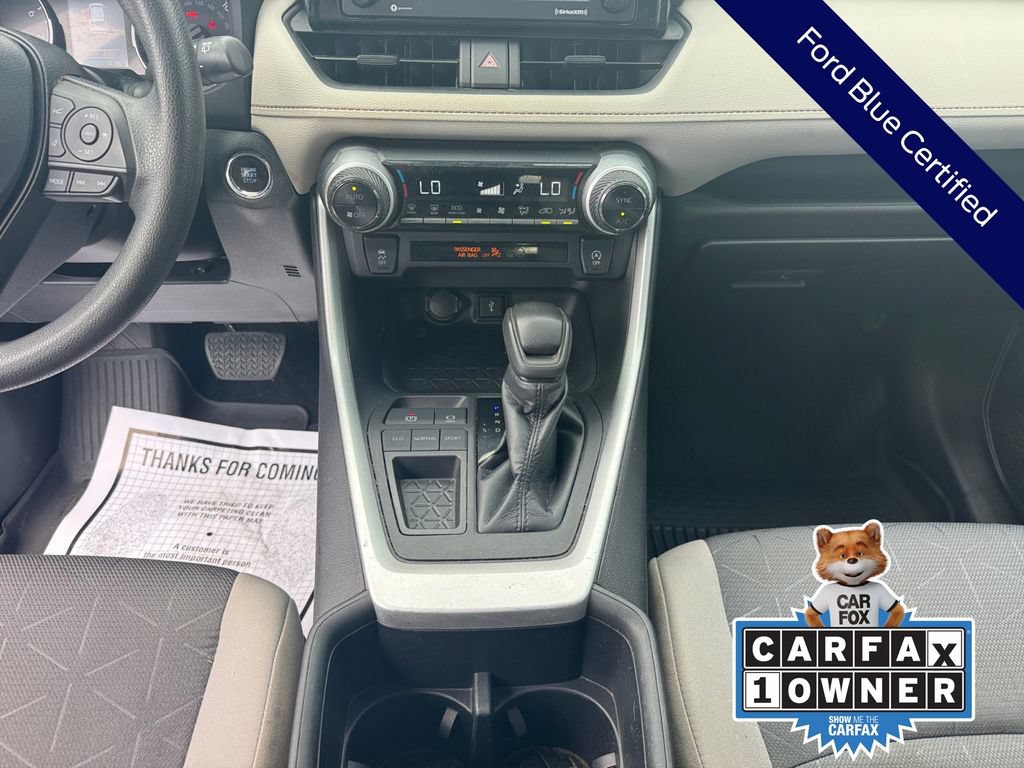 Used 2022 Toyota RAV4 XLE FWD image 15