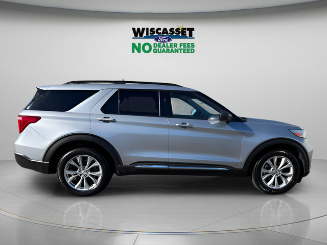 Certified 2023 Ford Explorer XLT w/ Equipment Group 202A AWD/4WD image 6