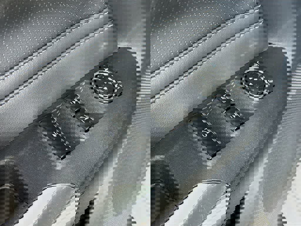 Certified 2024 Ford Mustang Premium image 26