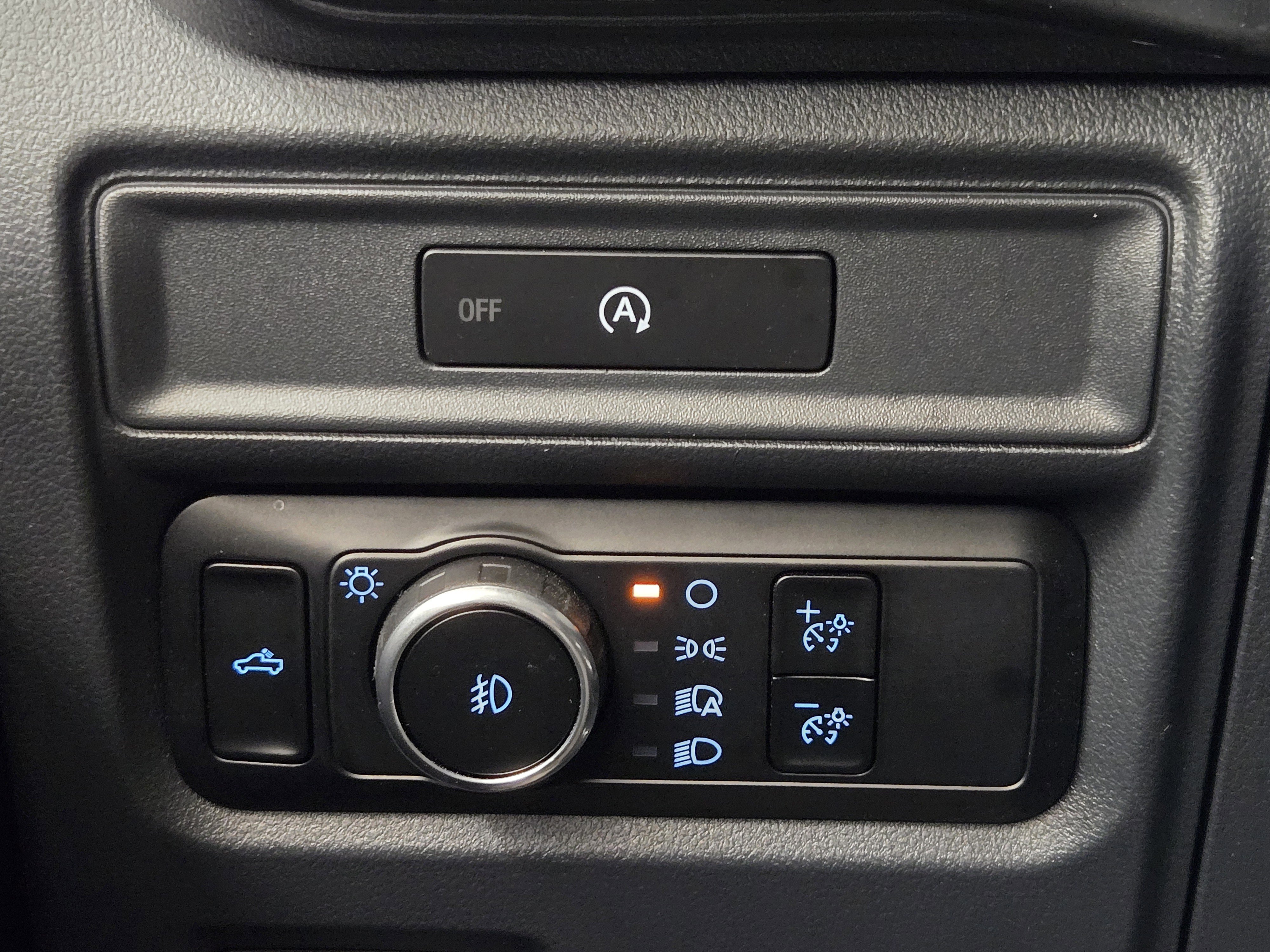 Certified 2025 Ford F150 STX w/ Equipment Group 200A image 21