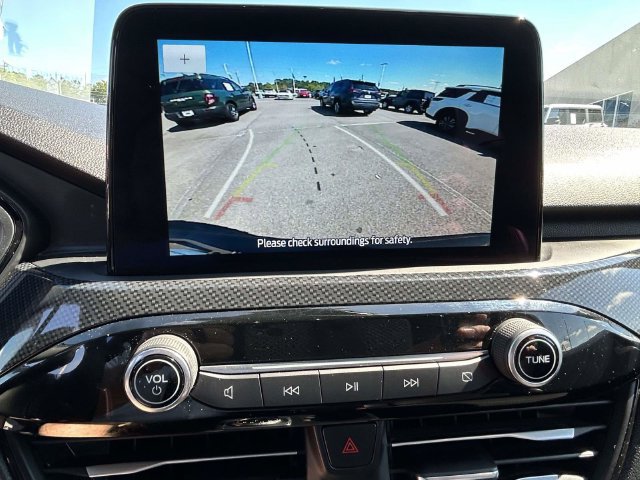 Certified 2025 Ford Escape ST-Line Select AWD/4WD image 24