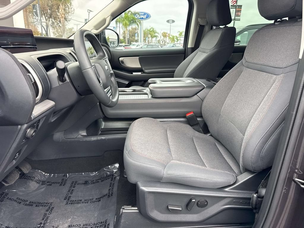 Certified 2025 Ford Expedition Max Active AWD/4WD image 23