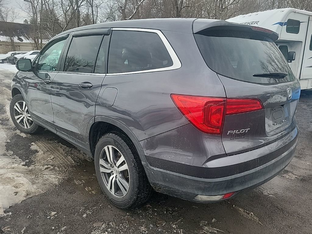 Used 2018 Honda Pilot EX image 5