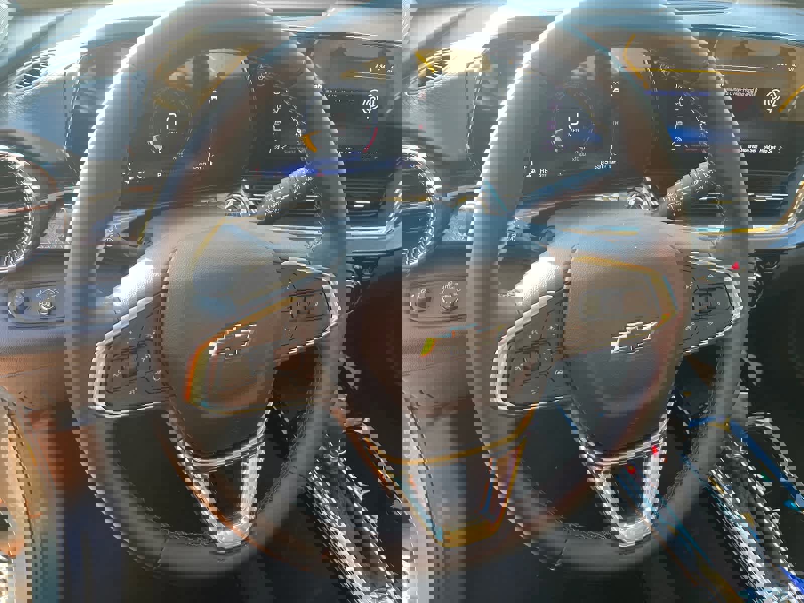 Used 2025 Chevrolet Trax ACTIV w/ Sunroof Package image 8