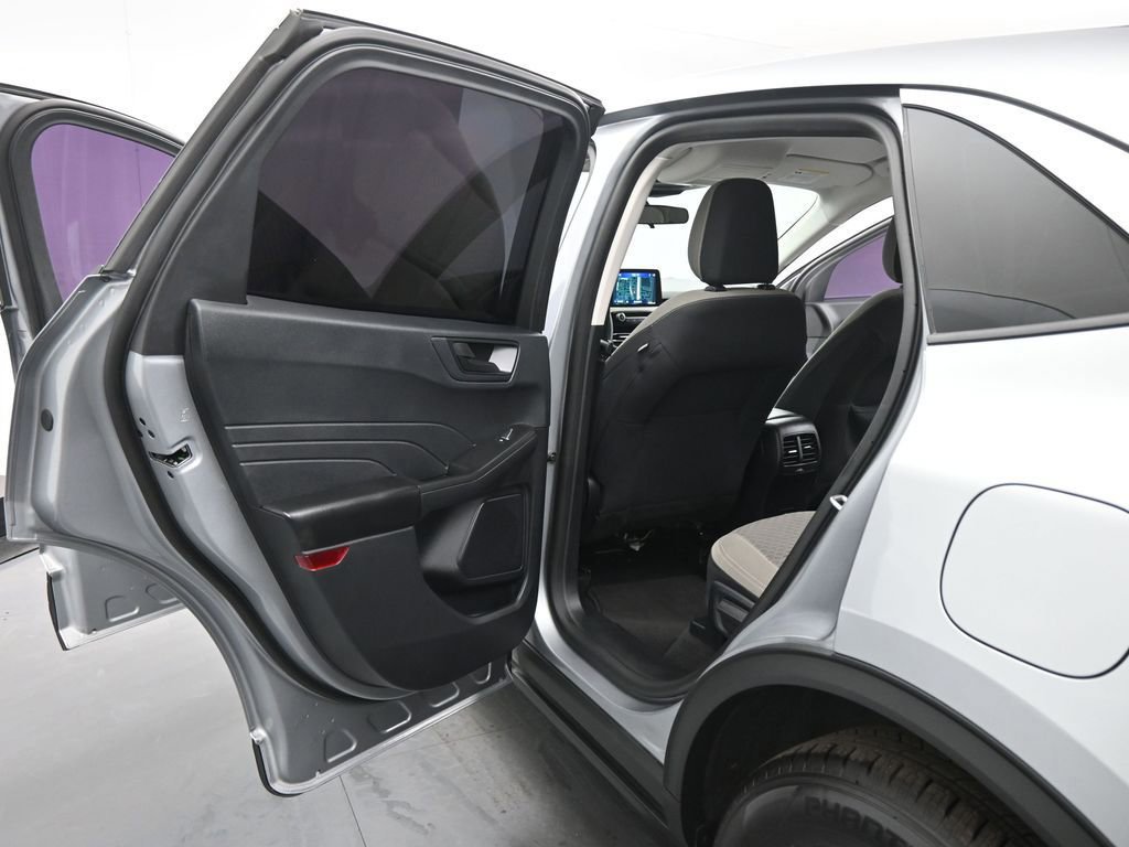 Certified 2022 Ford Escape SE image 45