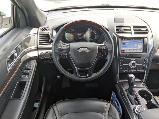 Certified 2018 Ford Explorer Platinum image 15
