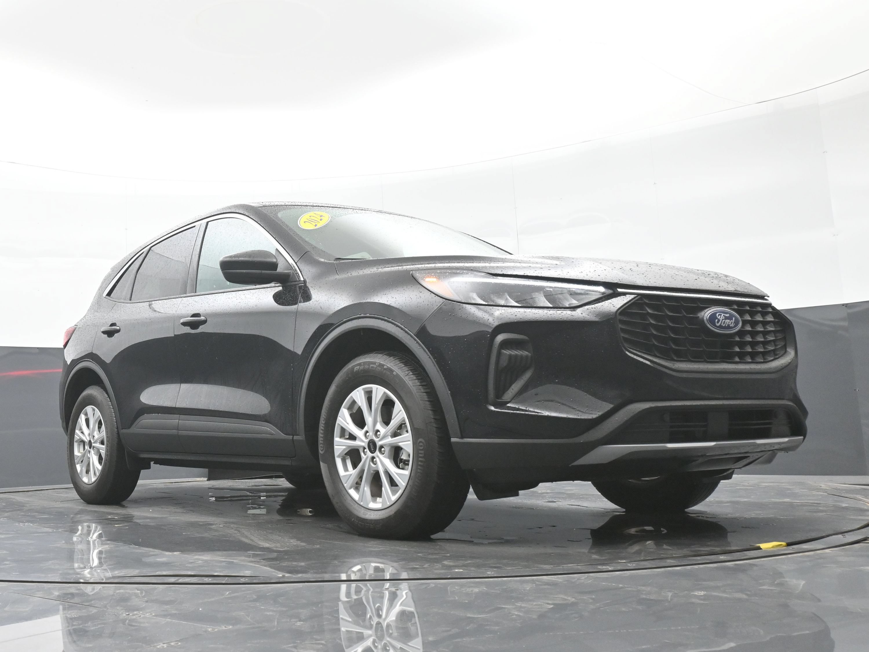 Certified 2024 Ford Escape Active AWD/4WD image 41