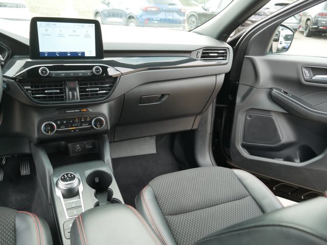 Certified 2026 Ford Escape ST-Line AWD/4WD image 22