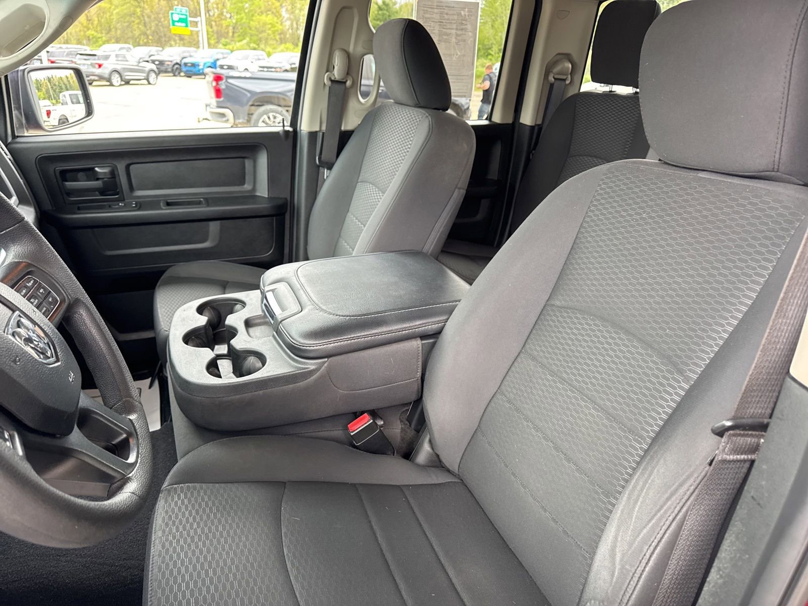 Used 2019 RAM 1500 Express w/ Express Value Package AWD/4WD image 23