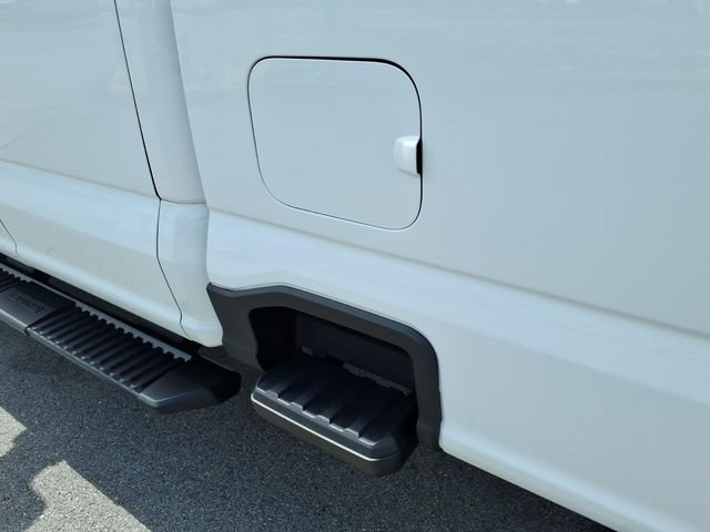 Certified 2024 Ford F350 XL w/ FX4 Off-Road Package AWD/4WD image 8