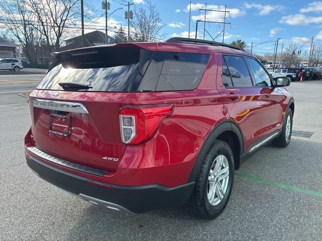 Certified 2023 Ford Explorer XLT w/ Equipment Group 202A image 5