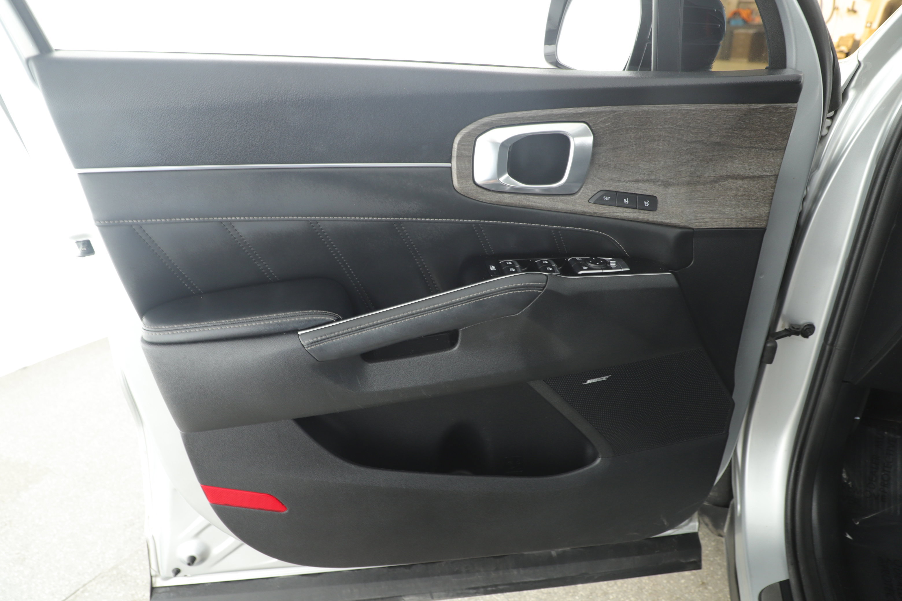 Used 2022 Kia Sorento SX Prestige image 8