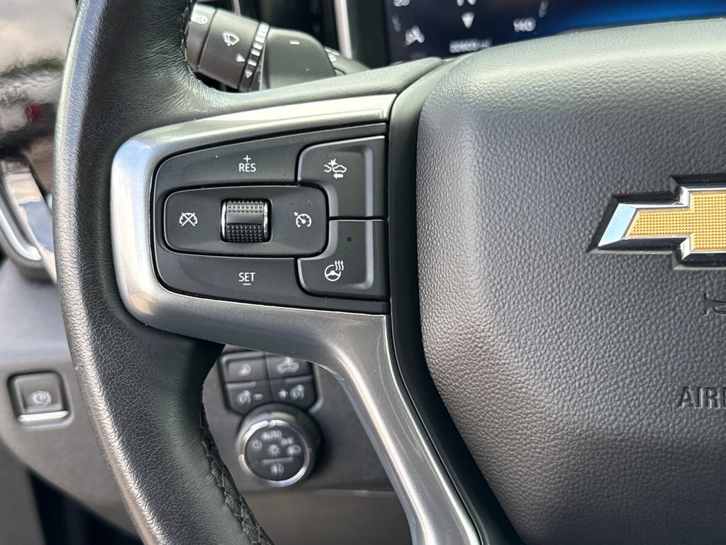 Used 2023 Chevrolet Silverado 1500 LTZ RWD image 16