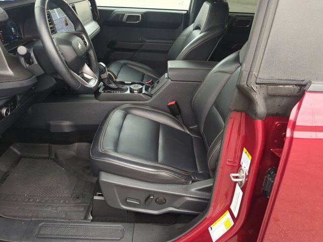 Certified 2025 Ford Bronco Badlands AWD/4WD image 16