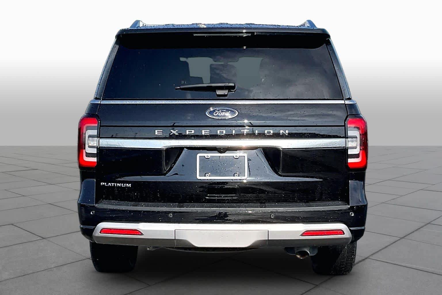 Certified 2023 Ford Expedition Platinum AWD/4WD image 5
