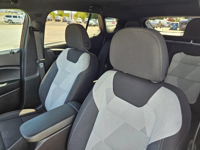 Used 2024 Chevrolet Trax RS FWD image 18