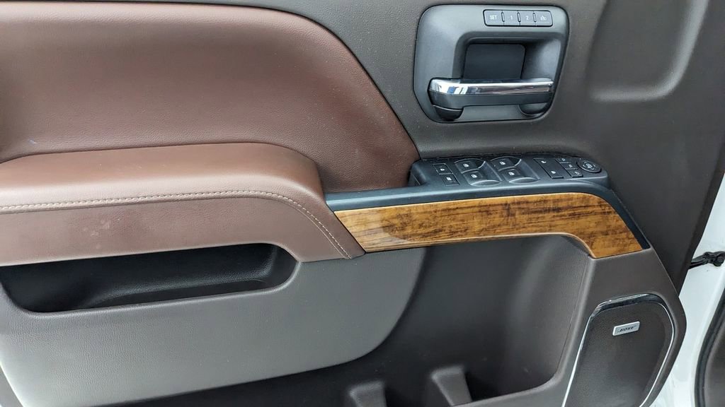 Used 2017 Chevrolet Silverado 3500 High Country image 28