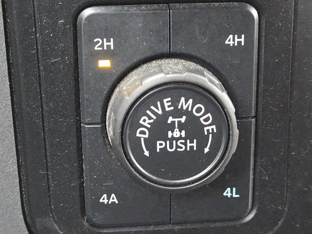 Certified 2023 Ford F150 Lariat image 18