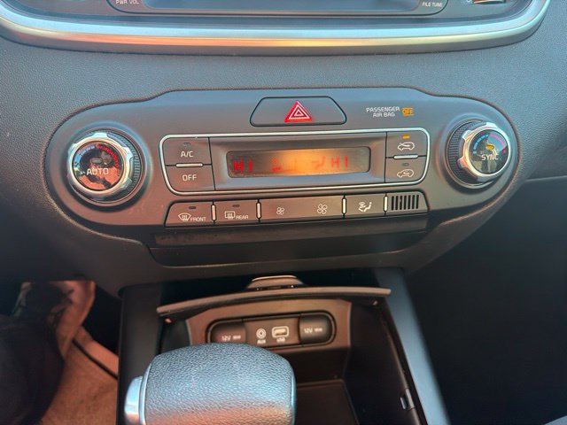 Used 2019 Kia Sorento AWD V6 image 26