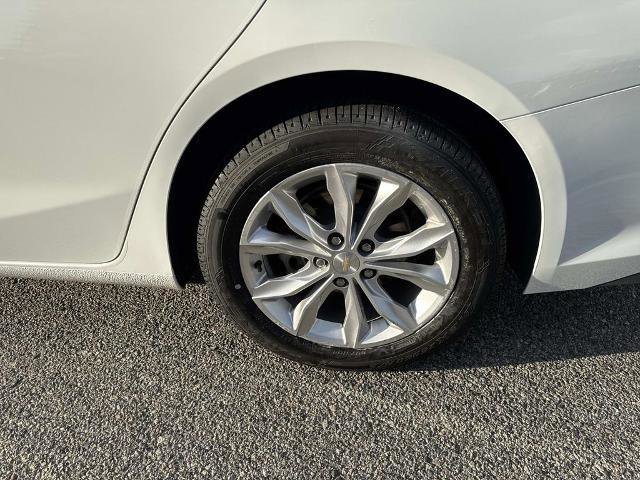 Used 2023 Chevrolet Malibu LT image 9