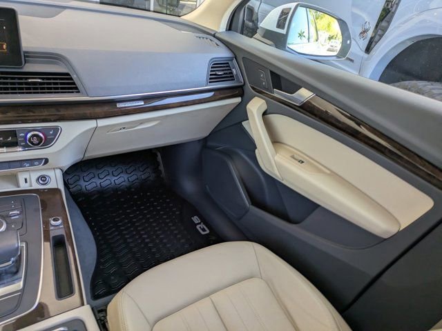 Used 2019 Audi Q5 2.0T Premium w/ Convenience Package image 18