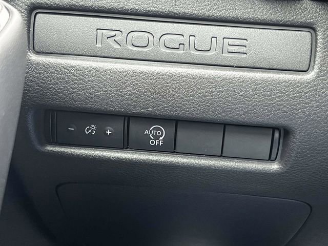 Used 2023 Nissan Rogue S AWD/4WD image 23
