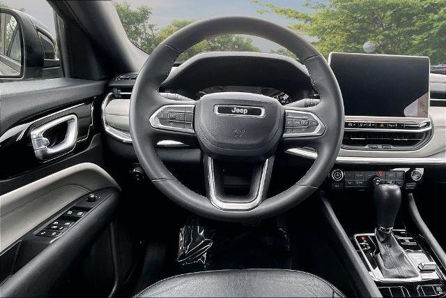 Used 2023 Jeep Compass Limited AWD/4WD image 7