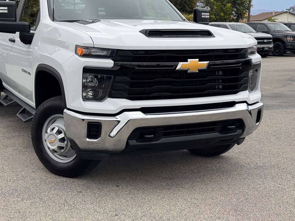 Used 2024 Chevrolet Silverado 3500 W/T w/ WT Convenience Package AWD/4WD image 3
