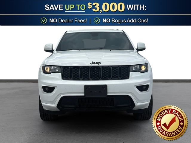 Used 2018 Jeep Grand Cherokee Laredo AWD/4WD image 11