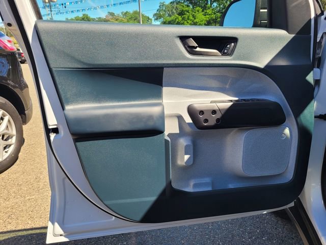 Certified 2025 Ford Maverick XLT w/ Equipment Group 302A image 16