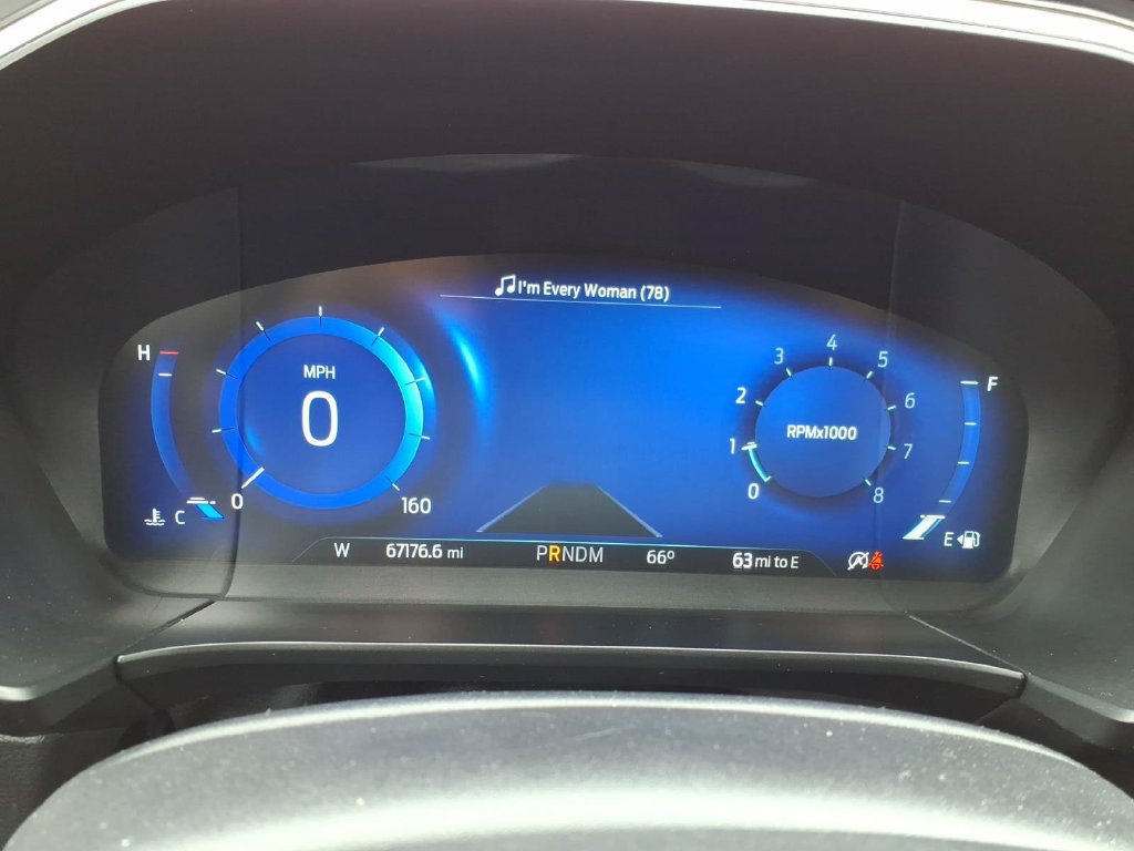Certified 2020 Ford Escape Titanium AWD/4WD image 22