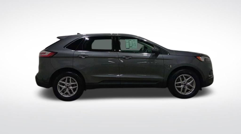 Certified 2023 Ford Edge SEL image 2
