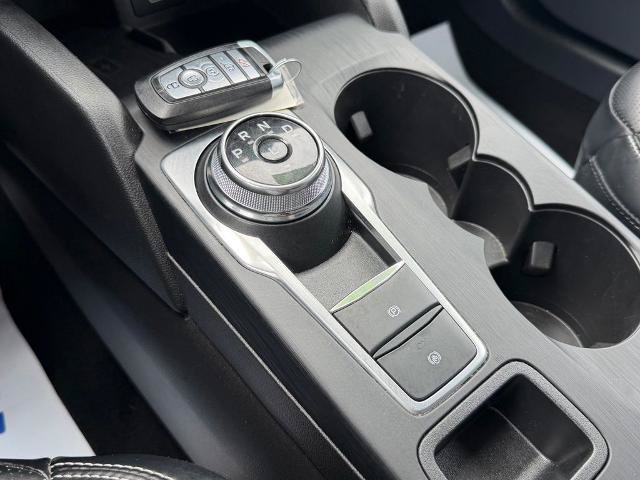 Certified 2025 Ford Escape Platinum AWD/4WD image 21