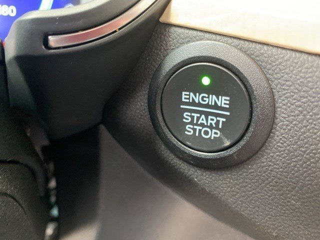 Certified 2022 Ford Escape Titanium w/ Titanium Elite Package image 26