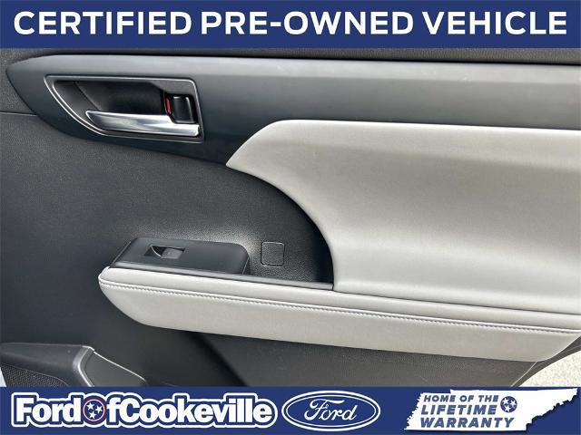 Used 2022 Toyota Highlander XLE image 21