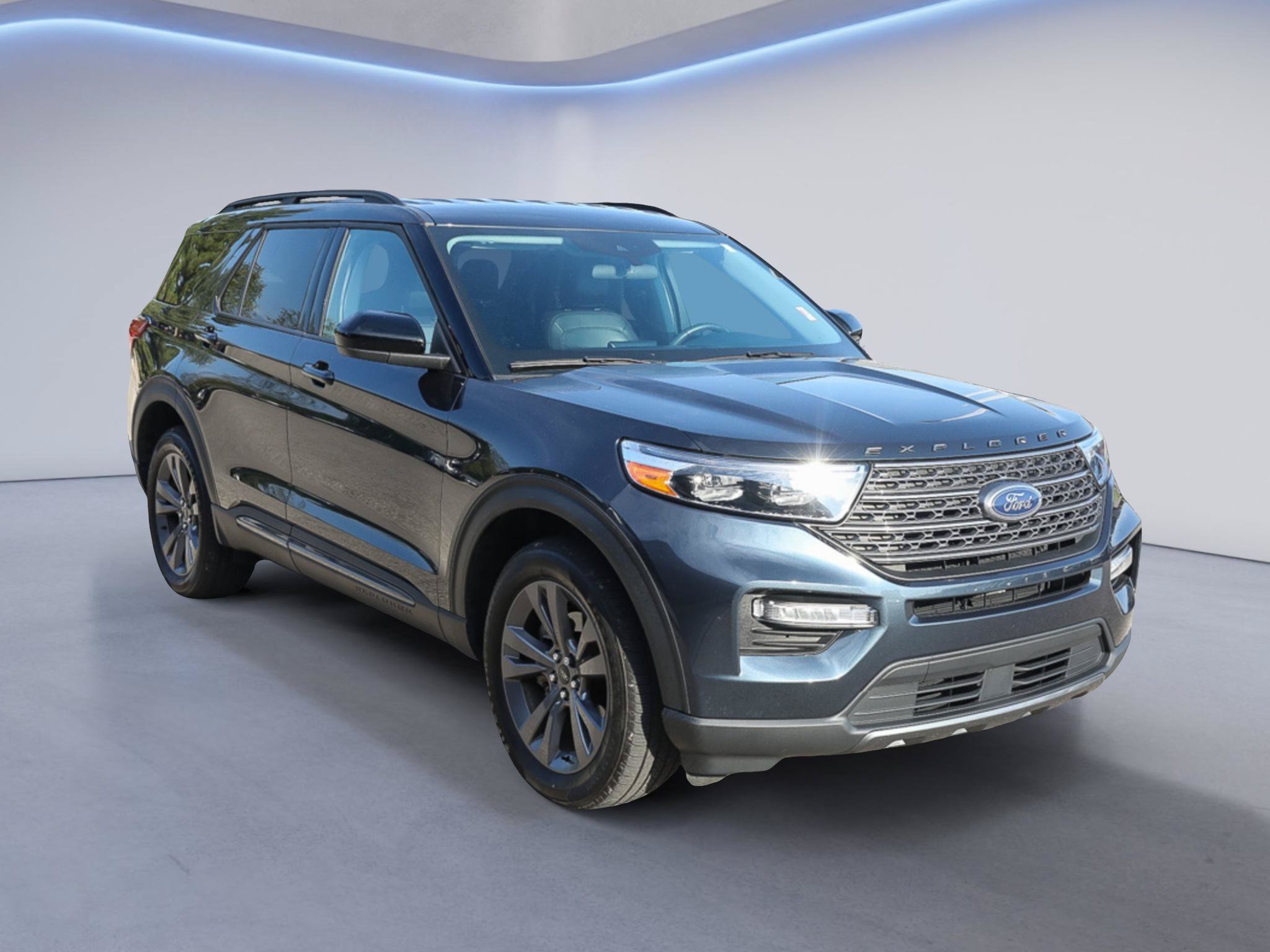 Certified 2023 Ford Explorer XLT w/ Equipment Group 202A