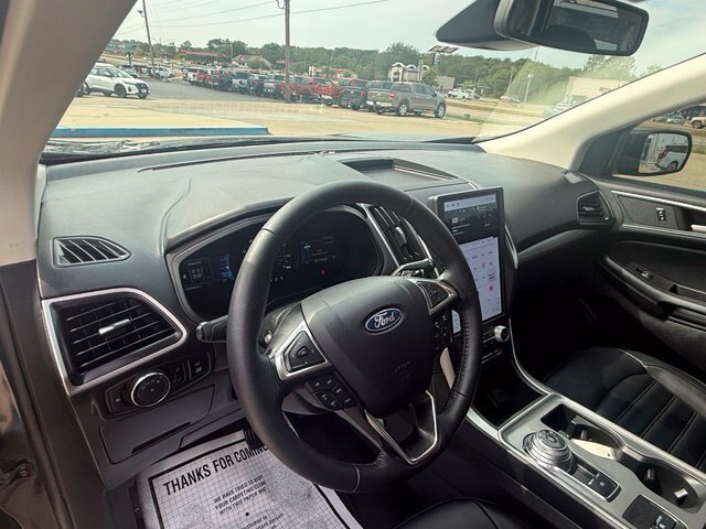 Certified 2024 Ford Edge SEL w/ Convenience Package AWD/4WD image 10
