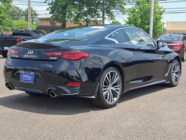 Used 2017 INFINITI Q60 2.0t w/ Cargo Package AWD/4WD image 6