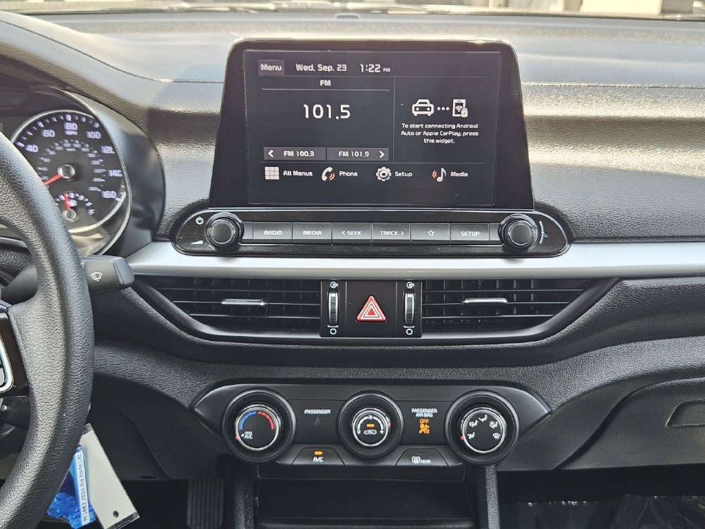 Used 2024 Kia Forte LXS FWD image 23