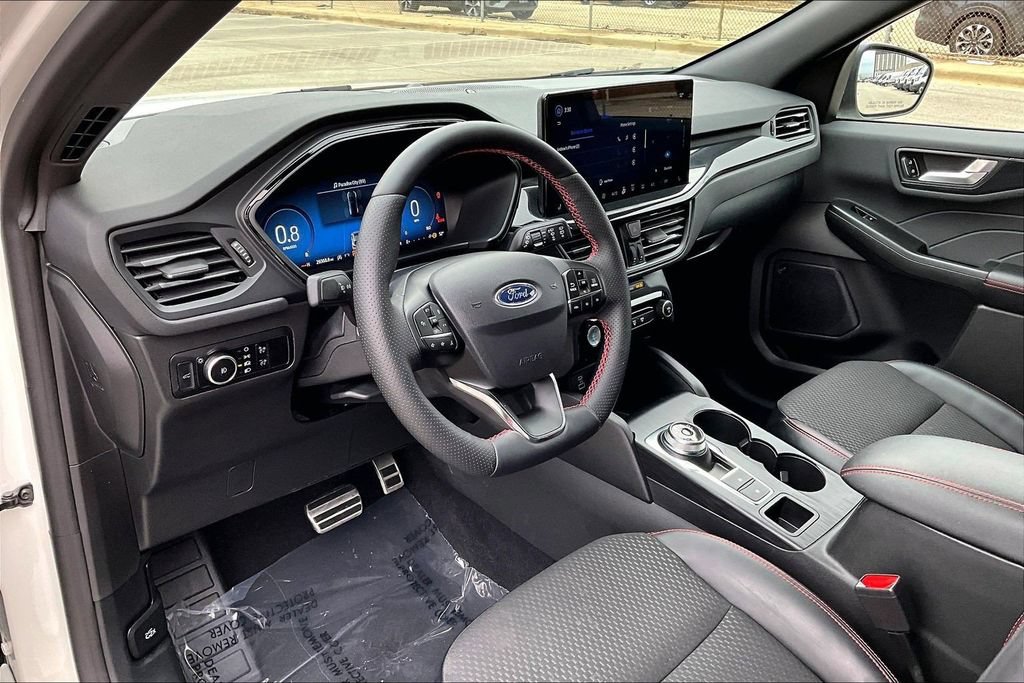 Certified 2023 Ford Escape ST-Line Select w/ Tech Pack #2 AWD/4WD image 13