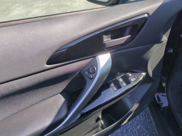 Used 2024 Mitsubishi Eclipse Cross AWD image 14