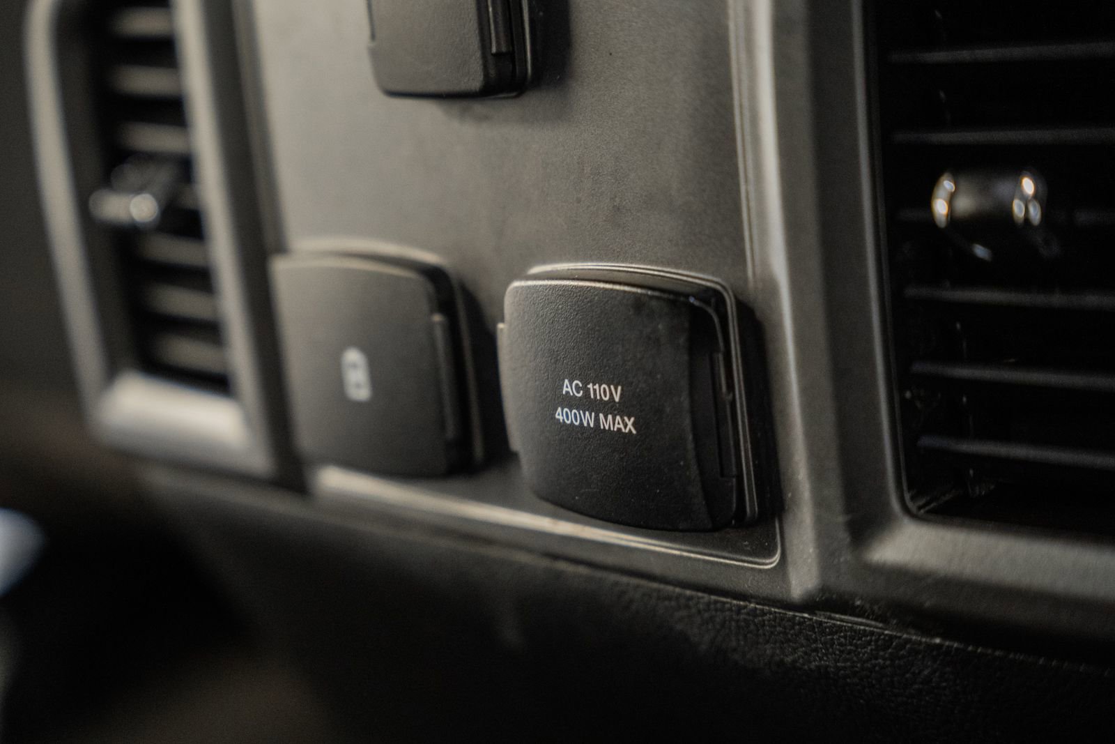 Certified 2020 Ford F150 XLT w/ Equipment Group 302A Luxury image 41