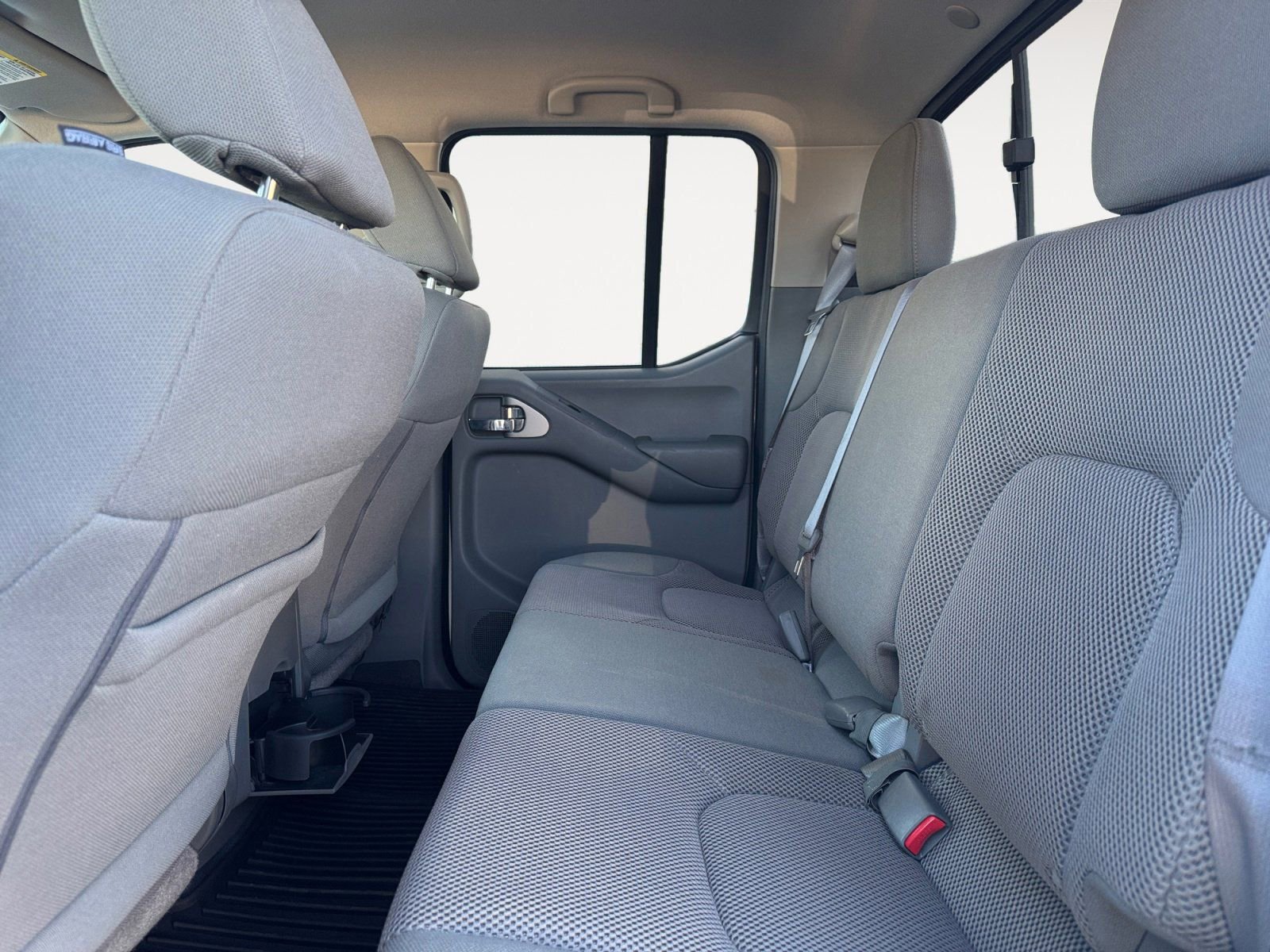 Used 2021 Nissan Frontier SV image 13